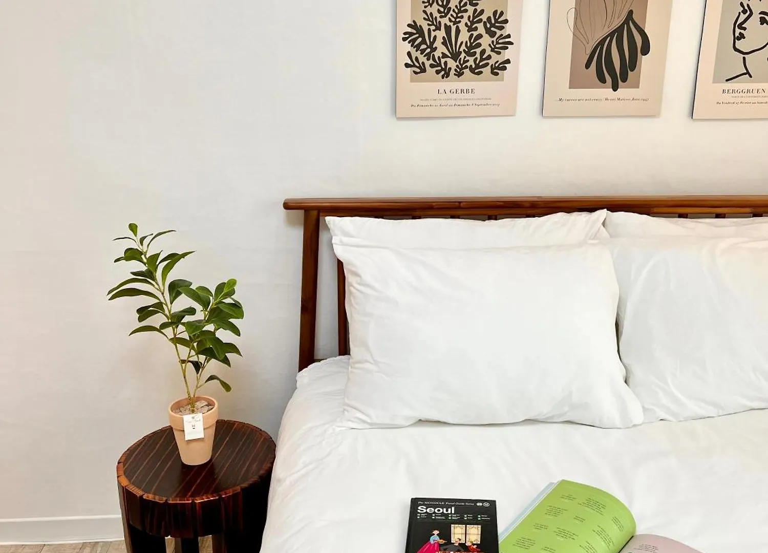 The Cozy Nonhyeon, Gangnam Eonju Station 5 Min, 2 Bedrooms, Premium Beds, Value For Money, Biz Trip Seoul Apartment