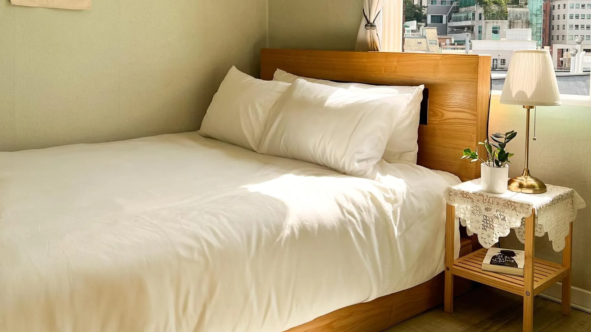 Apartment The Cozy Nonhyeon, Gangnam Eonju Station 5 Min, 2 Bedrooms, Premium Beds, Value For Money, Biz Trip Seoul South Korea